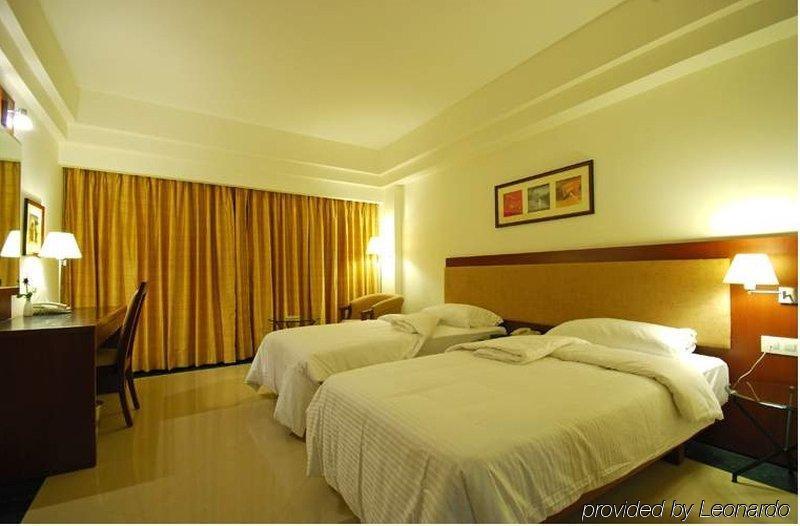 Park Ornate Hotel Viman Nagar Pune Exterior photo