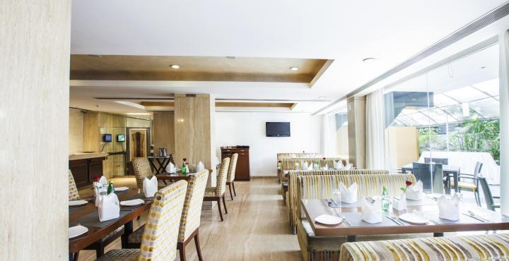Park Ornate Hotel Viman Nagar Pune Exterior photo