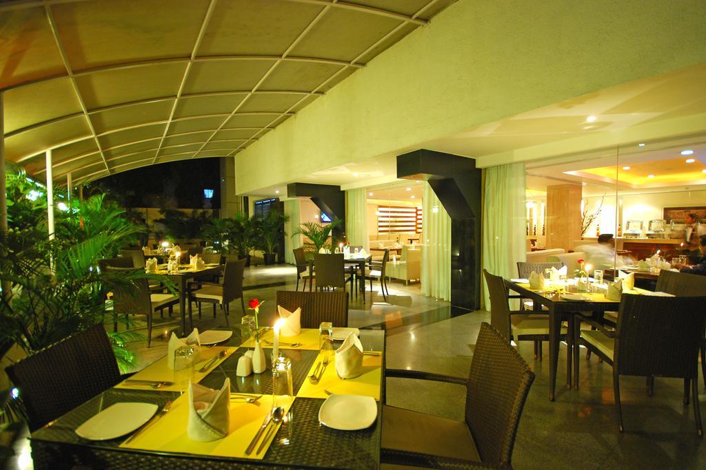 Park Ornate Hotel Viman Nagar Pune Exterior photo