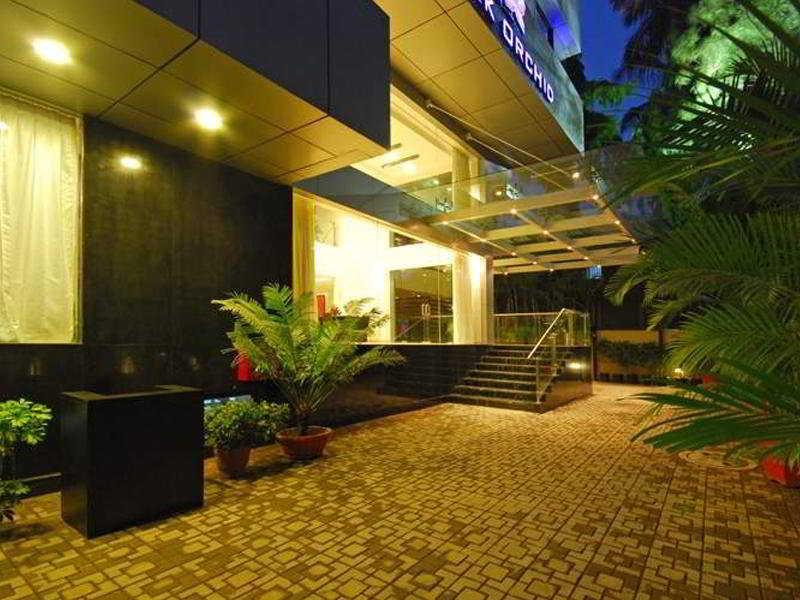 Park Ornate Hotel Viman Nagar Pune Exterior photo