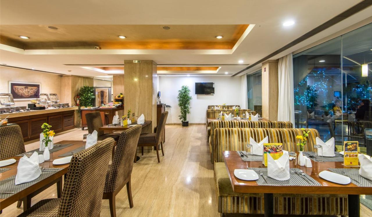 Park Ornate Hotel Viman Nagar Pune Exterior photo